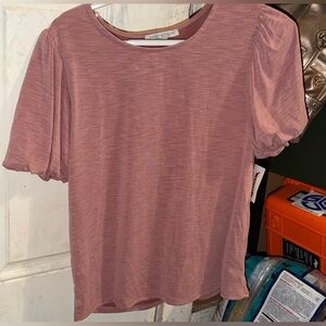Green Envelope Mauve Short runched Sleeve Top size small NWT